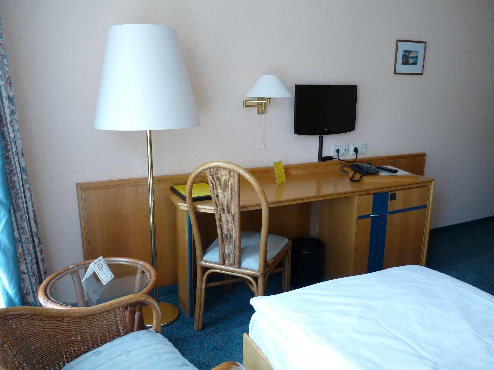 Hotel Garni "Zum Eichwerder" Templin Kültér fotó