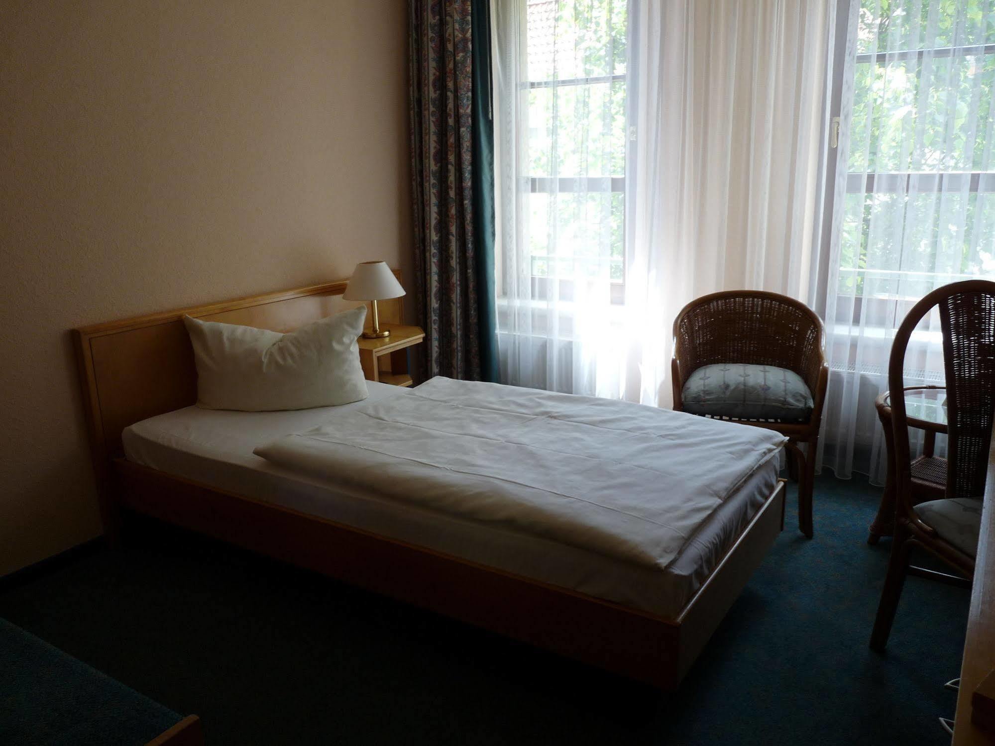 Hotel Garni "Zum Eichwerder" Templin Kültér fotó